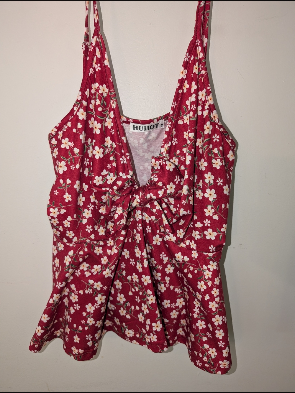 HUHOT Red Floral Tie-Front Camisole